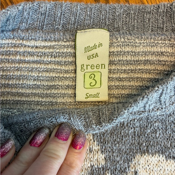 Gray Cat Pattern Sweater - Picture 5 of 6